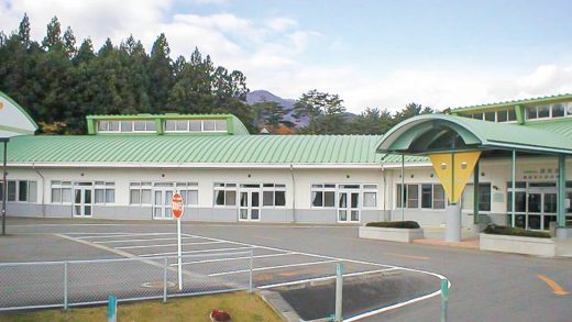 指定短期入所生活介護事業所都南あけぼの荘の外観