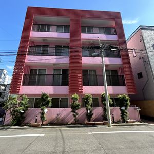 都市型建物の外観