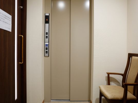 バリアフリーエレベーター