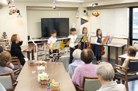 演奏が行われるリビング  