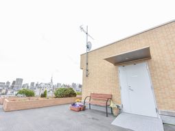 屋上の休憩スペース