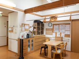 温かみのあるコミュニティスペース