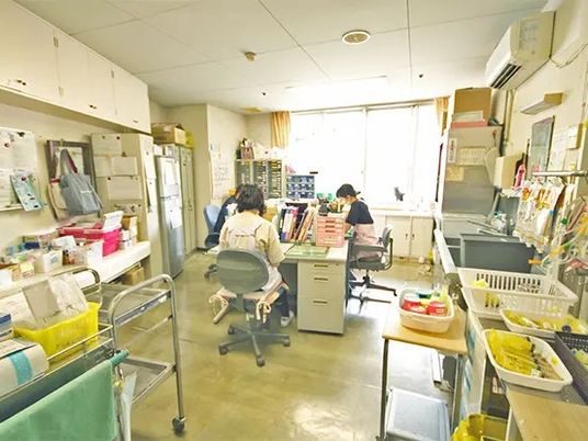 スタッフの作業室  