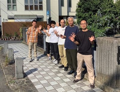 にこやかな外観