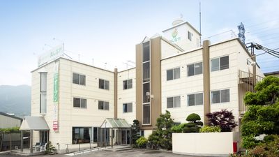 自然が感じられる建物外観