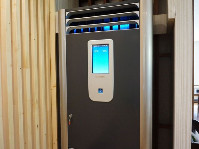 快適な空調のリビング 空気清浄機 最新のエアコンが整っており、夏は涼しく冬は暖かなリビングで快適な時間を過ごせます。