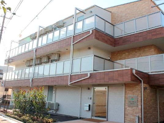 多階建ての外観