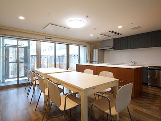 キッチン付き共有スペース
