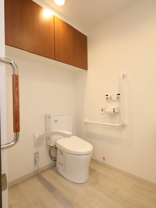 バリアフリー対応のトイレ