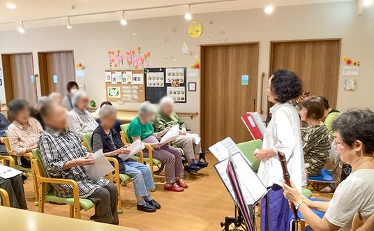 賑やかな多目的室