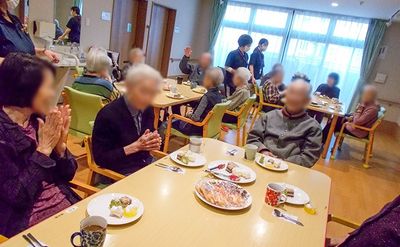 居住者が集う食堂