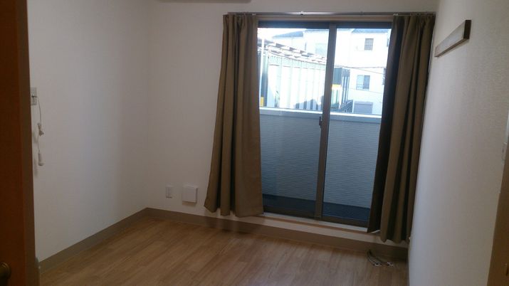 居室の明るい空間