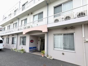 清潔感あふれる建物の外観
