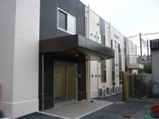 清潔感のある施設の入口