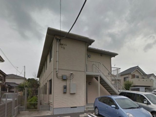 外観のシンプルな建物