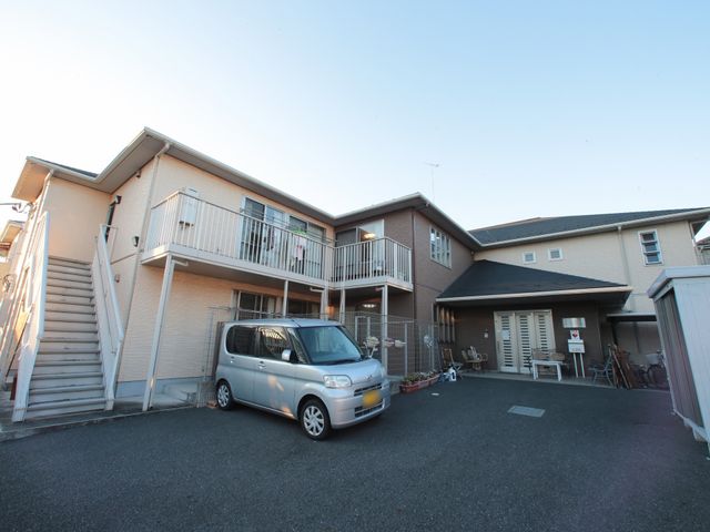 和風な雰囲気の外観