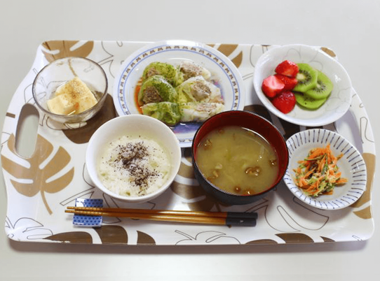 栄養バランスに配慮した食事