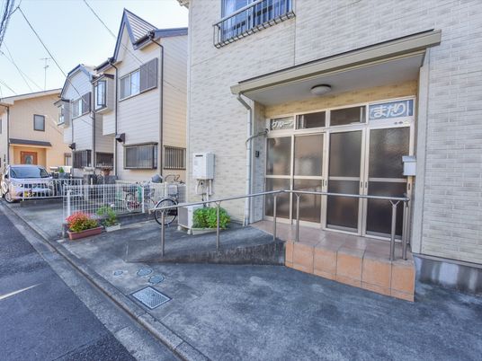 エントランスでの風景