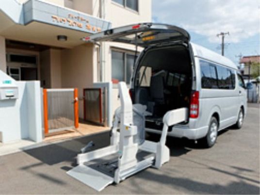 車椅子対応バン