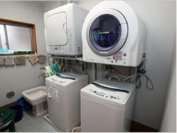 洗濯機と乾燥機の部屋