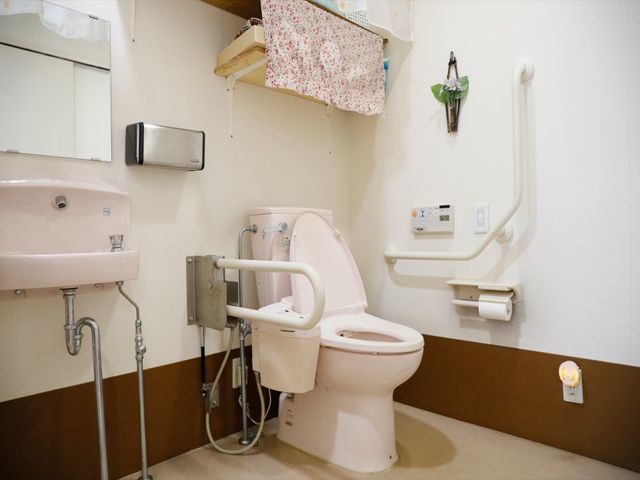 バリアフリーのトイレ設備