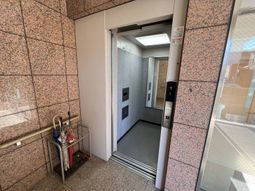 エレベーターホールの概観