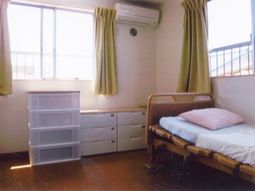 居室の明るい一角