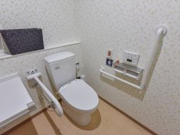 バリアフリートイレ