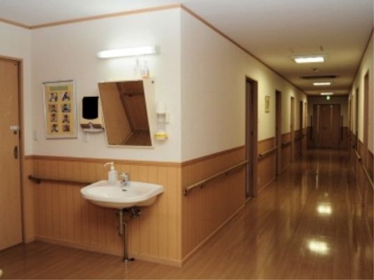 手入れされた廊下