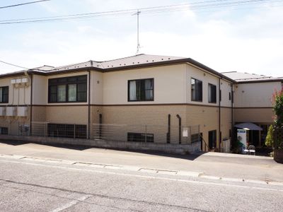 清潔な外壁の建物外観