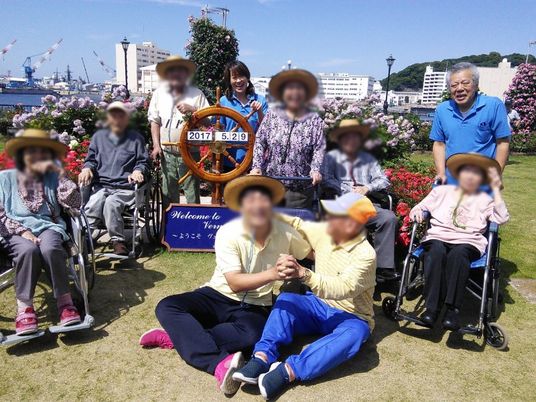 屋外での交流