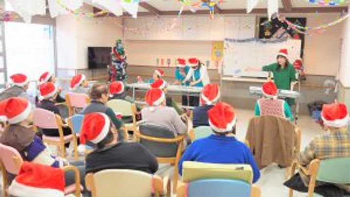 クリスマスイベントの居室