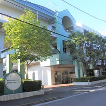 横浜市清水ケ丘地域ケアプラザの外観