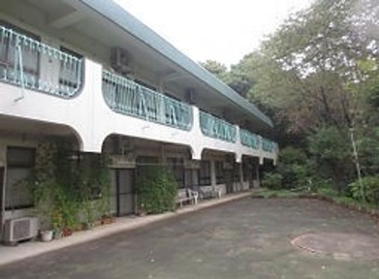緑豊かな居室外観  