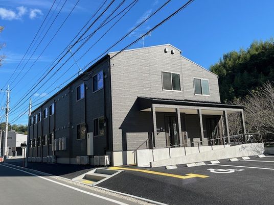落ち着いた外観  