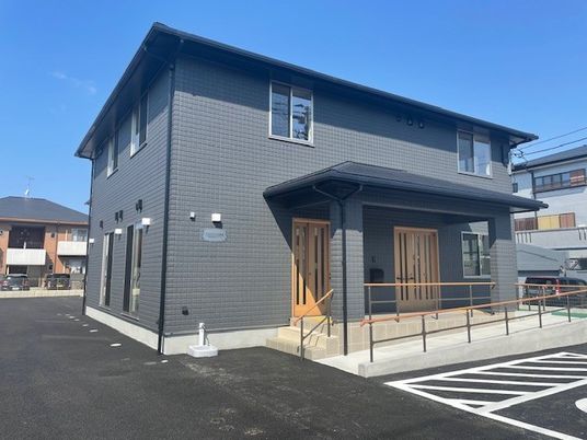 外観の建物正面  