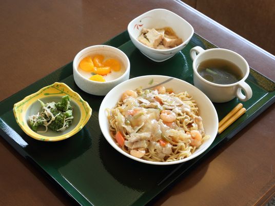 栄養バランスの取れた食事