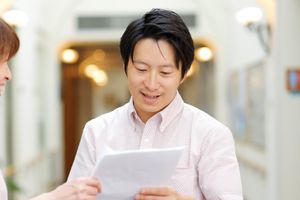 明るい廊下の様子
