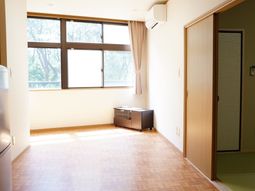 明るい空間の居室