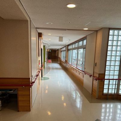 明るい廊下  