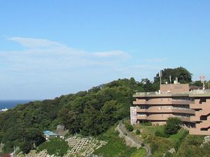 海辺の建物外観  