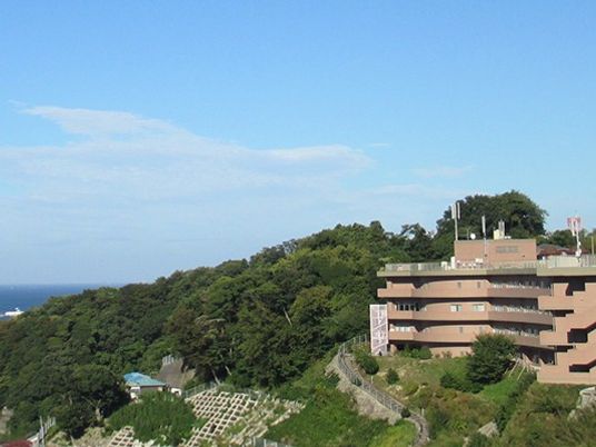 海辺の建物外観  