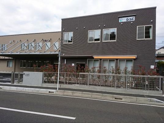 外観の建物正面  