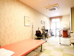 リハビリ用具の揃う部屋