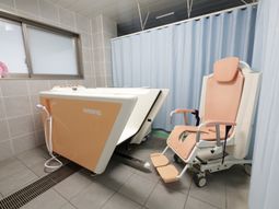 清潔な浴室設備