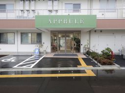 清潔感のあるエントランス