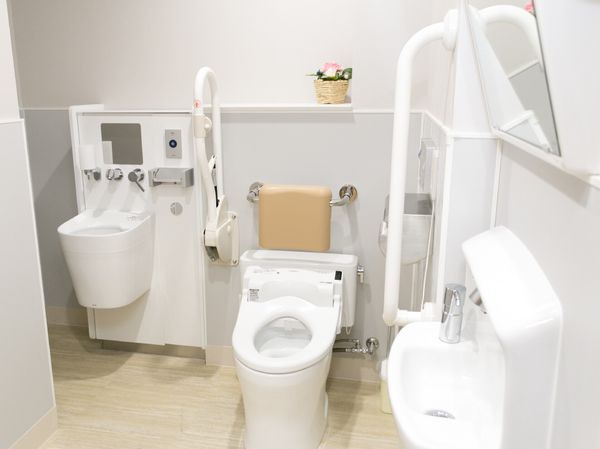 清潔なトイレ設備