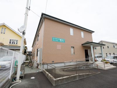 建物外観と入口