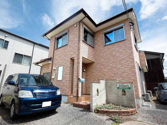 外観の住宅風建物  