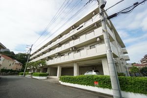 清潔な外観の建物